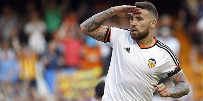 Otamendi: A Defensive Colossus – Planet 9 Media